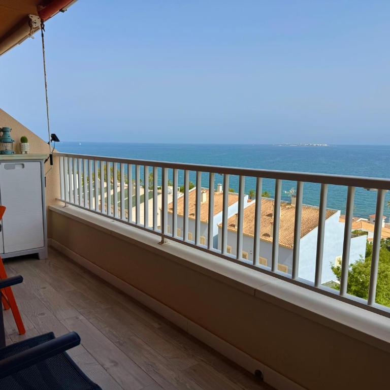 Apartamento en Santa Pola frente al mar con ascensor - Apartamento de 2 dormitorios - 3