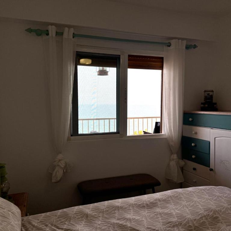 Apartamento en Santa Pola frente al mar con ascensor - Apartamento de 2 dormitorios - 26