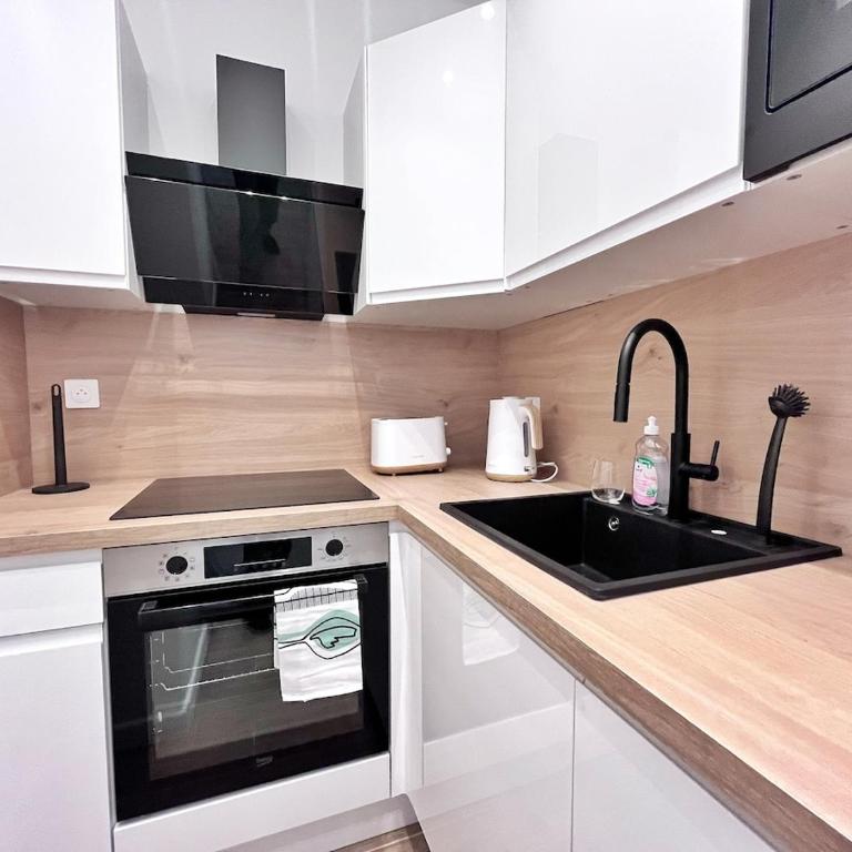 RF 121 Close to port 2 bedrooms 2 toilets - Appartement 2 Chambres - 9