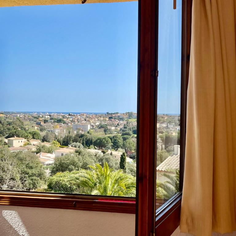 Villa Tranquila Large luxury 3 bedroomed 2 bathrooms private Villa with pool and Sea Views in Calonge Sant Antoni de Calonge - Villa de 3 dormitorios - 12
