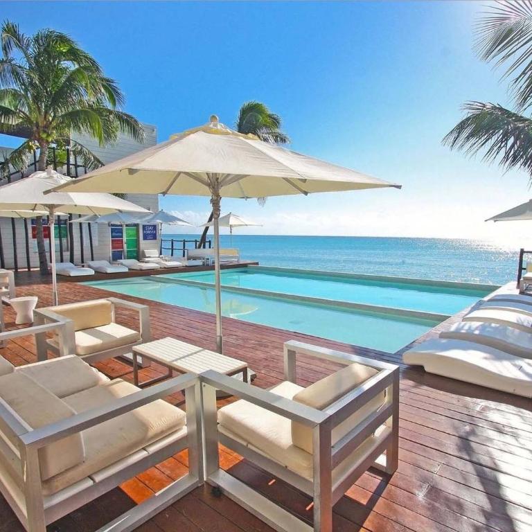 Beachfront Condo with tub, 3 BR & Pool - At Mareazul Condo Corazon - Apartment - 27
