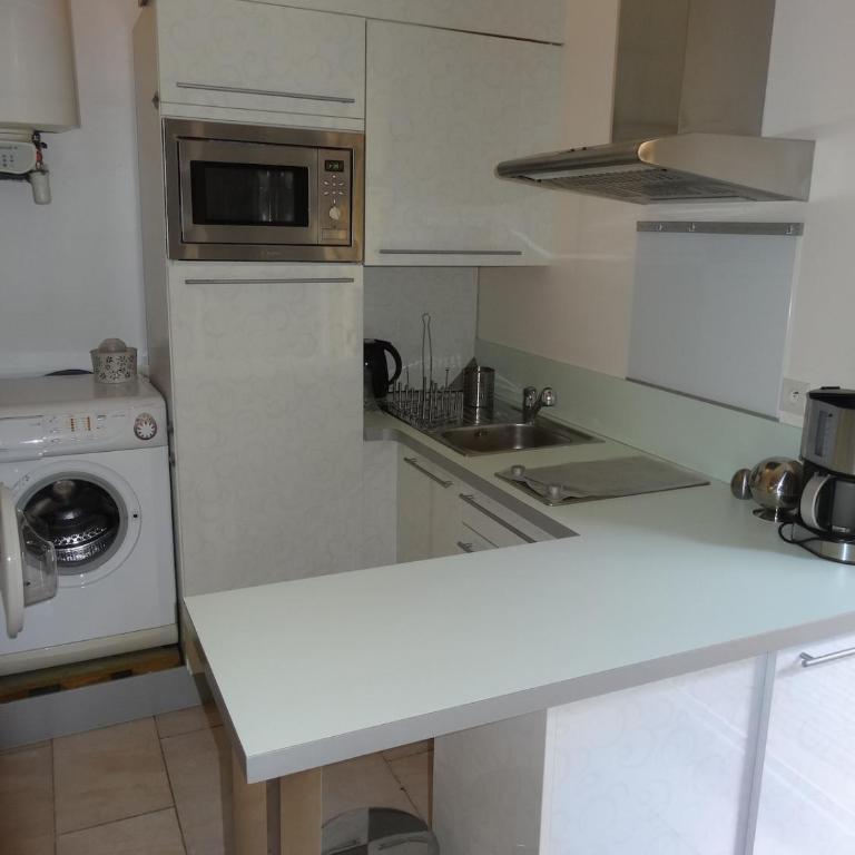 Apartment with large terrace, ground floor - Appartement 2 Chambres - 10