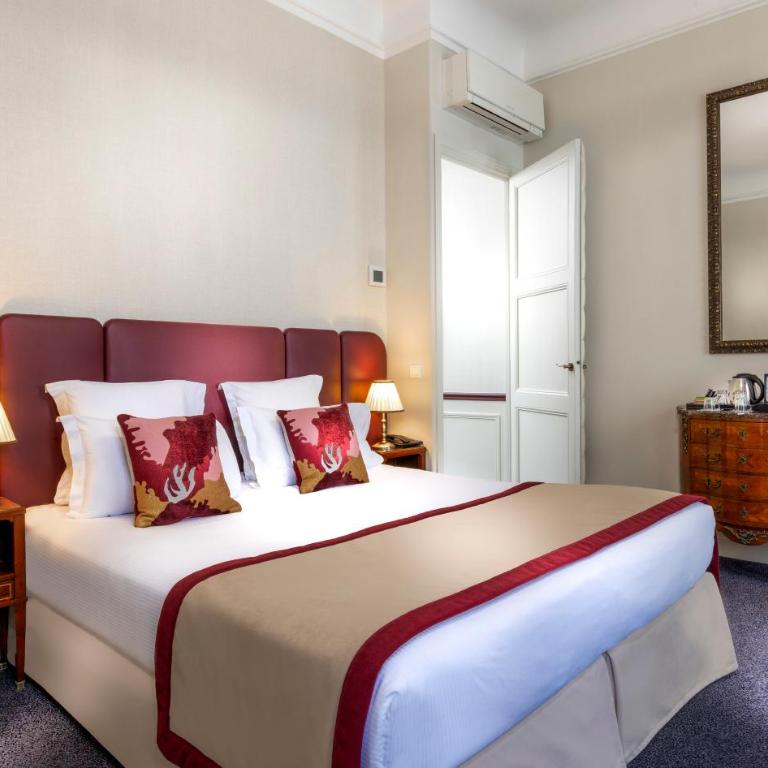 Hotel Claridge Paris - Chambre Deluxe - 12