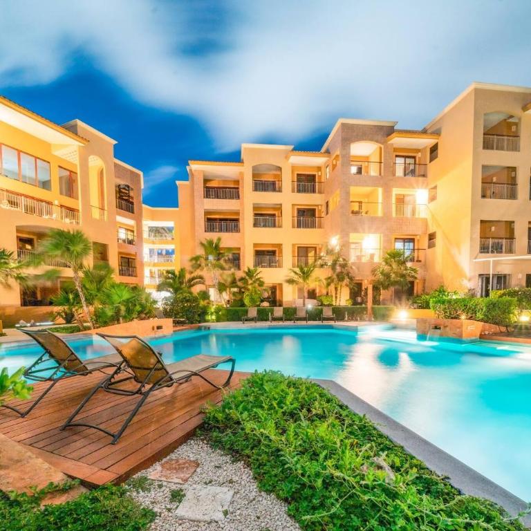 Condo Surf 301 - Luxury Oceanview Beachfront with Gym - At El Faro Condos - One-Bedroom Apartment - 25