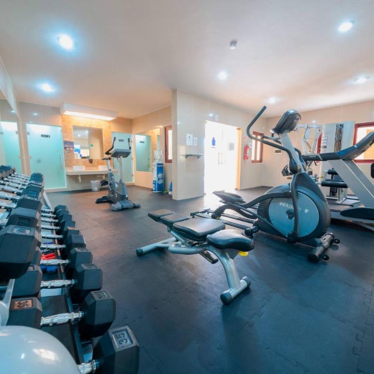 Condo Surf 301 - Luxury Oceanview Beachfront with Gym - At El Faro Condos - One-Bedroom Apartment - 27