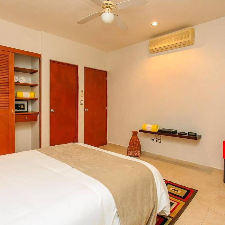 2 bedroom- Tropical Oasis in the Heart of Playa del Carmen - At Gaviotas - Two-Bedroom Apartment - 4