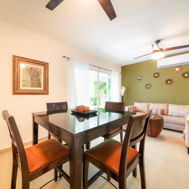 2 bedroom- Tropical Oasis in the Heart of Playa del Carmen - At Gaviotas - Two-Bedroom Apartment - 9