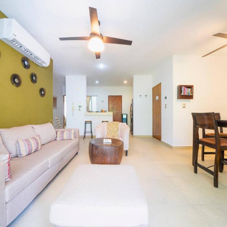 2 bedroom- Tropical Oasis in the Heart of Playa del Carmen - At Gaviotas - Two-Bedroom Apartment - 10