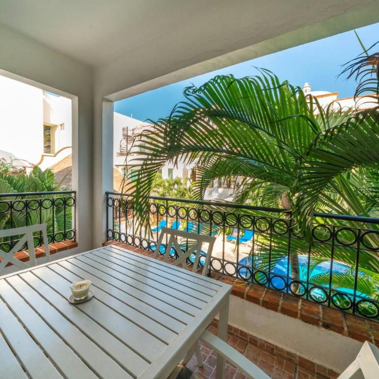 2 bedroom- Tropical Oasis in the Heart of Playa del Carmen - At Gaviotas - Two-Bedroom Apartment - 15
