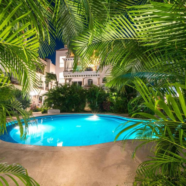 2 bedroom- Tropical Oasis in the Heart of Playa del Carmen - At Gaviotas - Two-Bedroom Apartment - 22