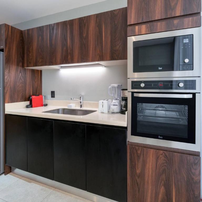 1 BR Condo with Rooftop Pool & Bar - At IT Residences - Condo Iris - One-Bedroom Apartment - 7