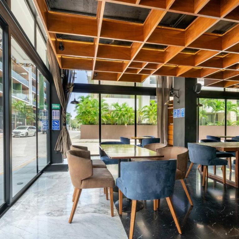1 BR Condo with Rooftop Pool & Bar - At IT Residences - Condo Iris - One-Bedroom Apartment - 26
