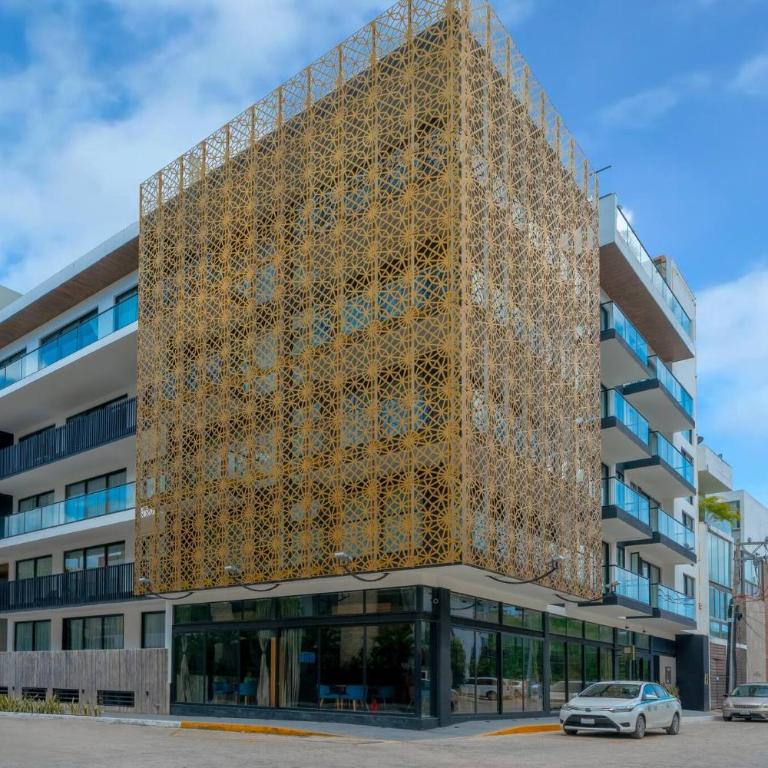 1 BR Condo with Rooftop Pool & Bar - At IT Residences - Condo Iris - One-Bedroom Apartment - 29