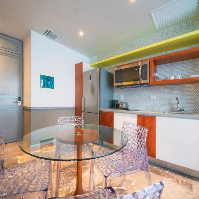 Luxury 1 Bedroom Condo with Rooftop Pool - Singular Joy Residences, Jojo - One-Bedroom Apartment - 8