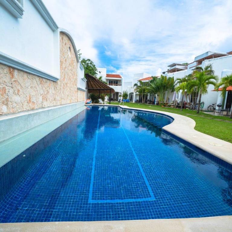 3 Bedroom Villa with Pool - At Playacar II - Mayamar G1 - Three-Bedroom Villa - 27