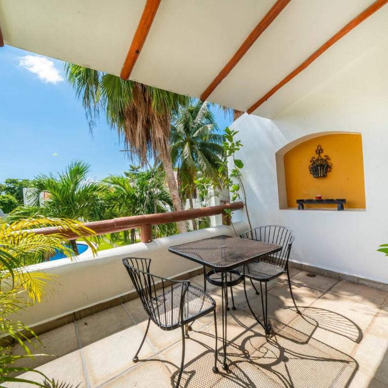 Luxury 3 Bedroom Villa with Pool - At Playacar II - Mayamar G9 - Three-Bedroom Apartment - 6