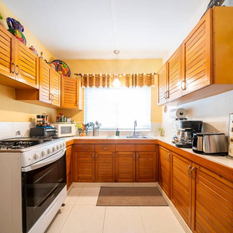 Luxury 3 Bedroom Villa with Pool - At Playacar II - Mayamar G9 - Three-Bedroom Apartment - 16