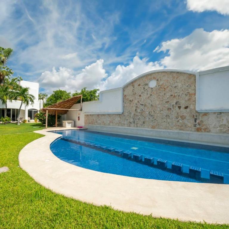 Luxury 3 Bedroom Villa with Pool - At Playacar II - Mayamar G9 - Three-Bedroom Apartment - 23