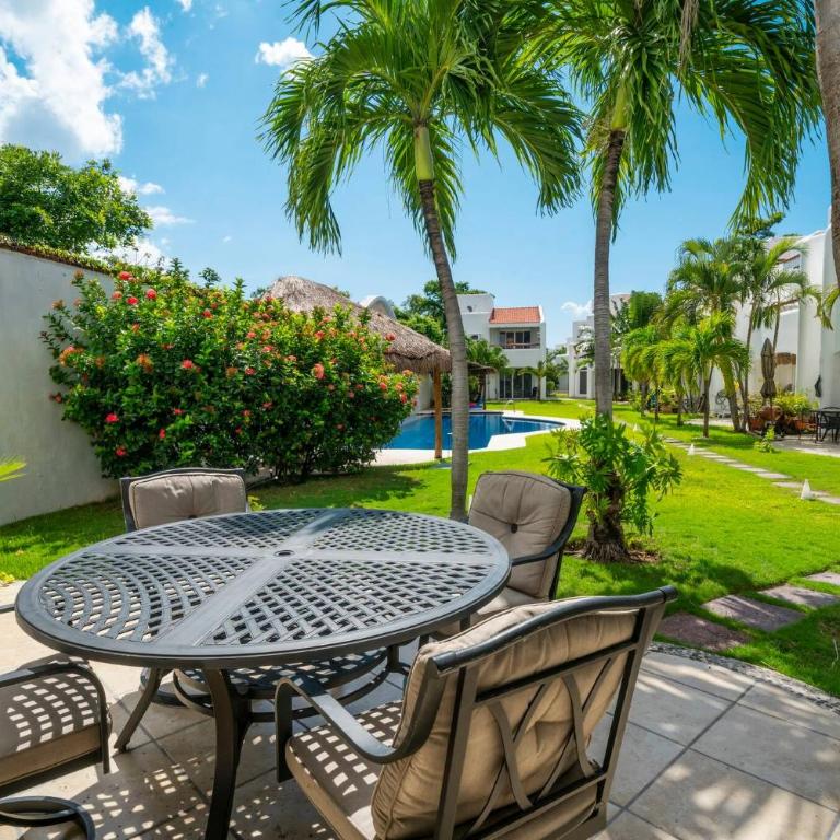 Luxury 3 Bedroom Villa with Pool - At Playacar II - Mayamar G9 - Three-Bedroom Apartment - 21