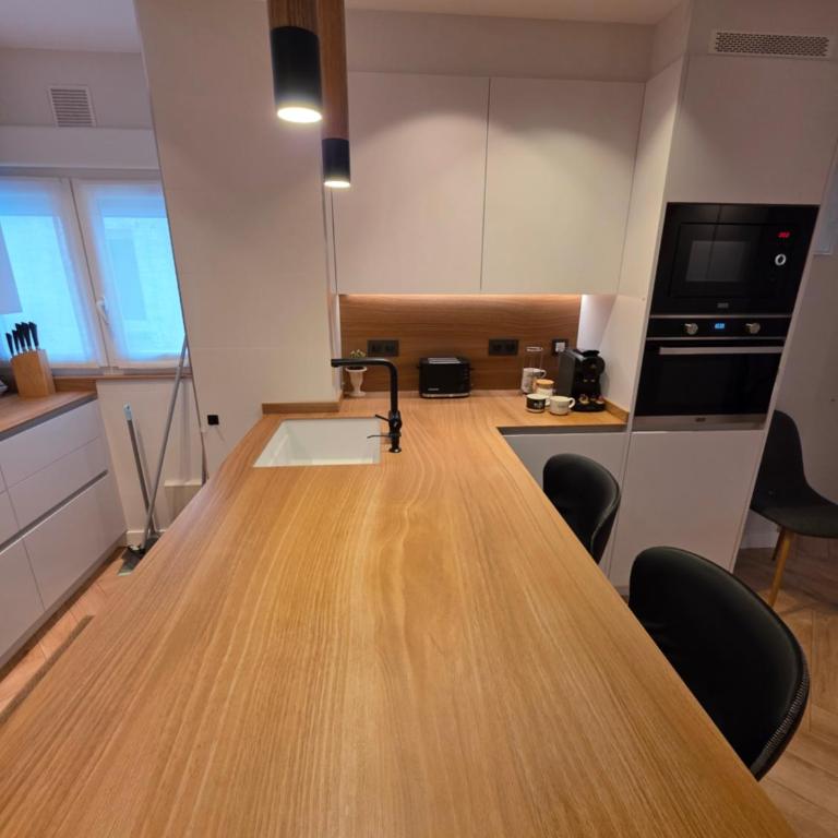 Gijón Japandi - Bien ubicado, moderno, equipado - Apartamento de 2 dormitorios - 4