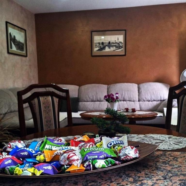 Apartman Nani - Three-Bedroom Apartment with Mountain View - 8