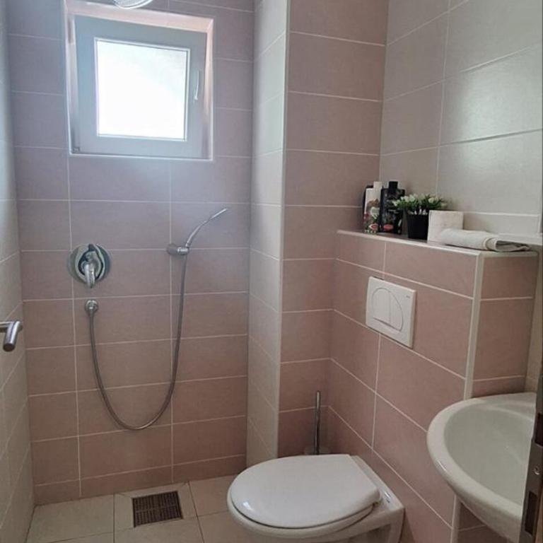 Apartman Nani - Three-Bedroom Apartment with Mountain View - 11