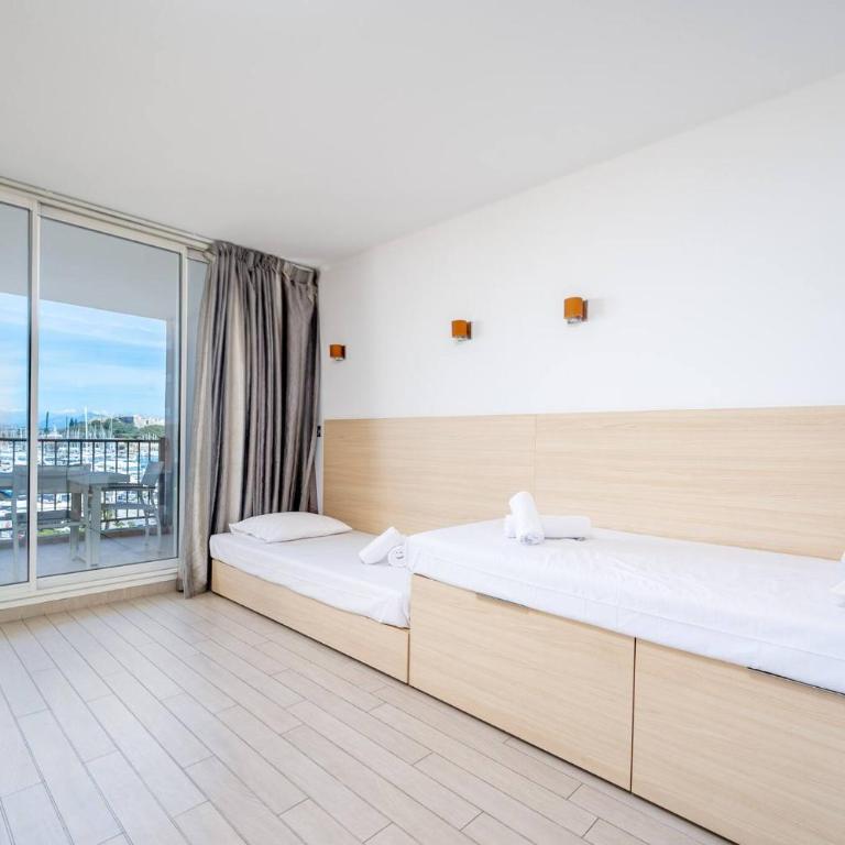 ROOFTOP -Vue port, 4 pers, climatisé, terrasse, jaccuzi, parking - One-Bedroom Apartment - 21