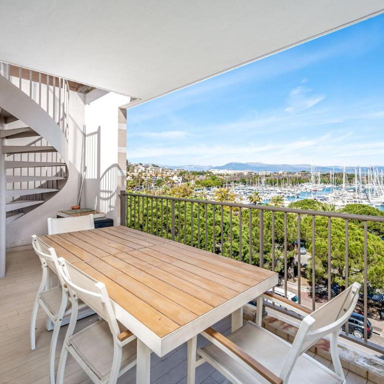 ROOFTOP -Vue port, 4 pers, climatisé, terrasse, jaccuzi, parking - One-Bedroom Apartment - 32