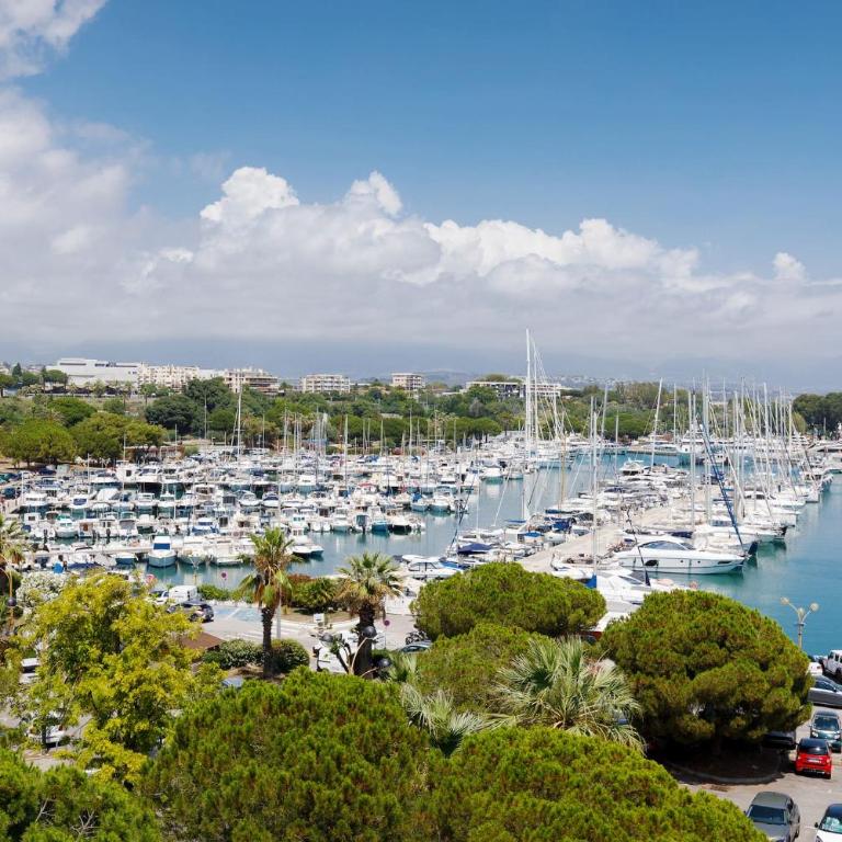 ROOFTOP -Vue port, 4 pers, climatisé, terrasse, jaccuzi, parking - One-Bedroom Apartment - 16