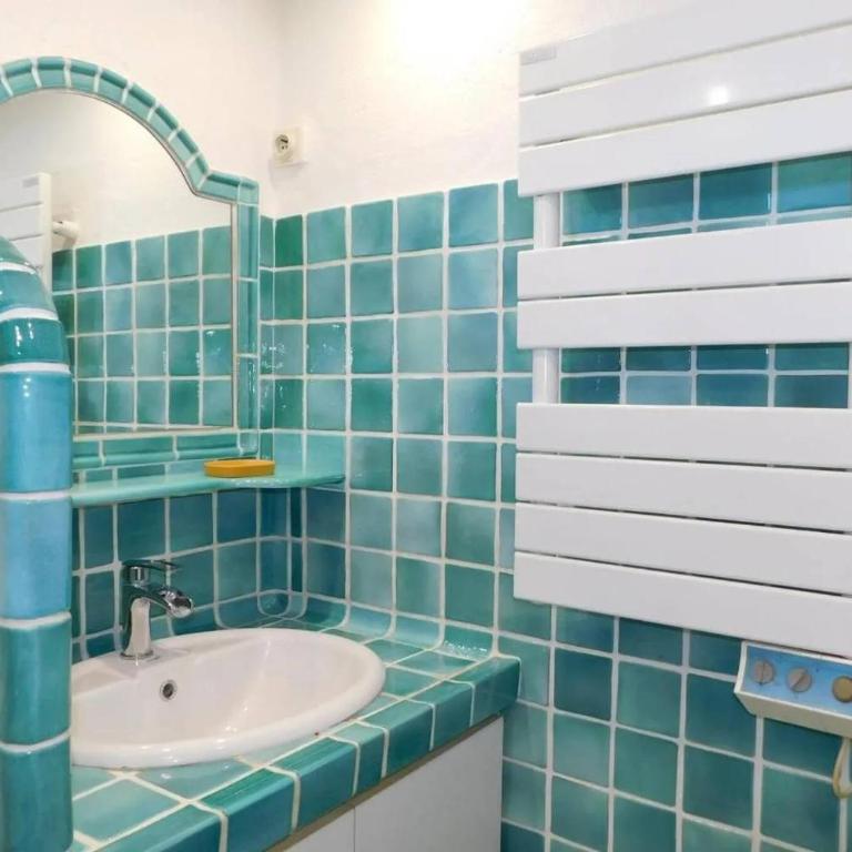 VINTAGE -Cosy nid douillet Vieil Antibes- Idéal couple - One-Bedroom Apartment - 4