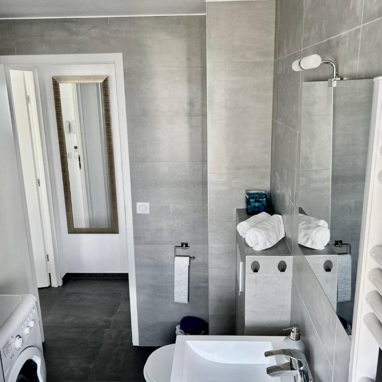 LES ANGES -F2 Appartement, terrasse vue mer, piscine, wifi - Apartment mit 1 Schlafzimmer - 25