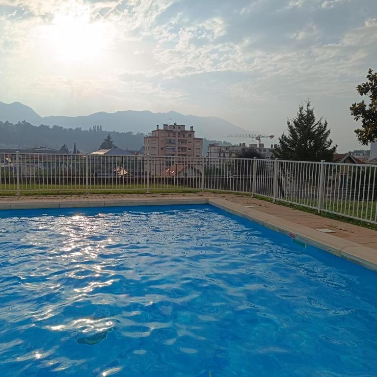 Meublé 3 étoiles - PISCINE- BALCON - TENNIS - Studio - 21