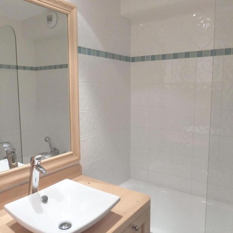 Résidence Le Vallon - Appartement 2 pièces pour 4-5 personnes situé à Méribel centre proche des commerces et des pistes de ski MAE-1766 - Appartement - 8