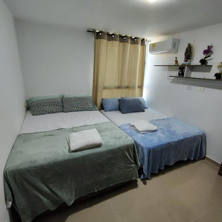 Duplex Penthouse Rooftop Lounge - Three-Bedroom Apartment - 6