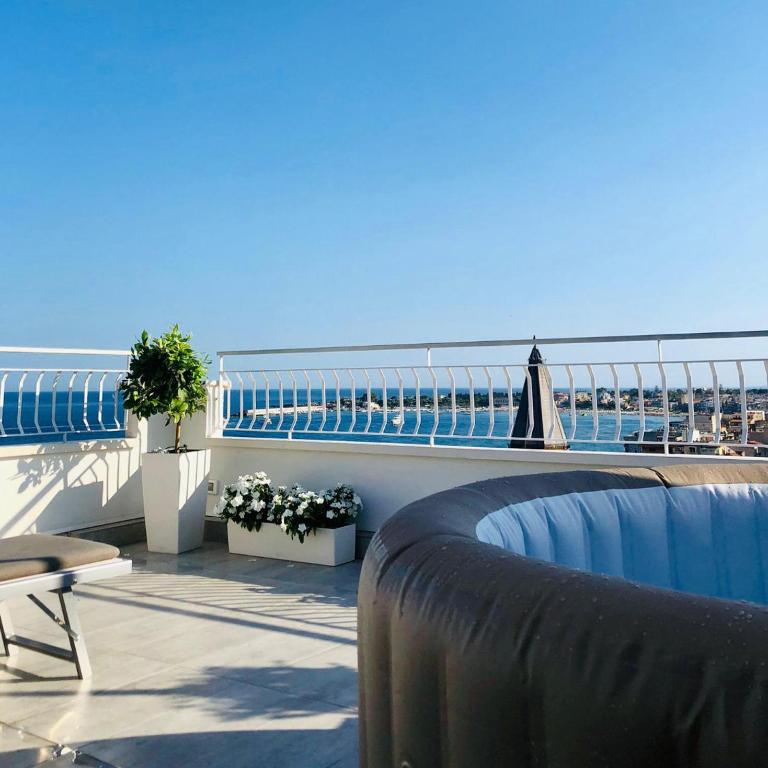Penthouse Sea View with terrace - Appartamento con 3 Camere da Letto - 4