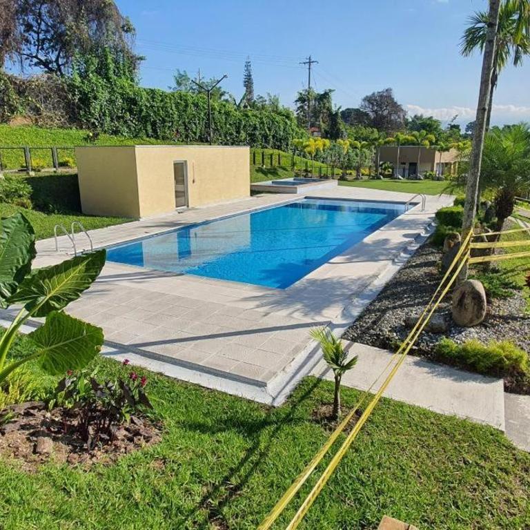 Descanso y diversión en el corazón del Qundío - Two-Bedroom Standard Apartment - 3