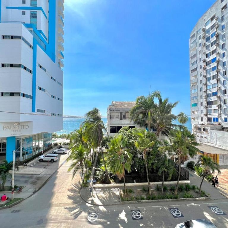 Luxury mediterranean Suite - One-Bedroom Apartment with Balcony and Sea View - 16