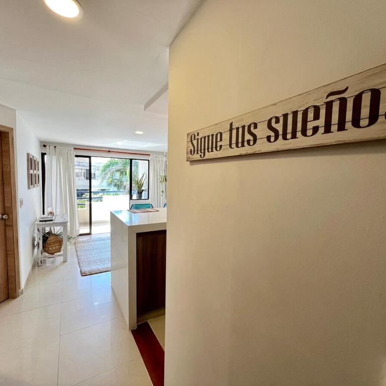 Luxury mediterranean Suite - One-Bedroom Apartment with Balcony and Sea View - 32