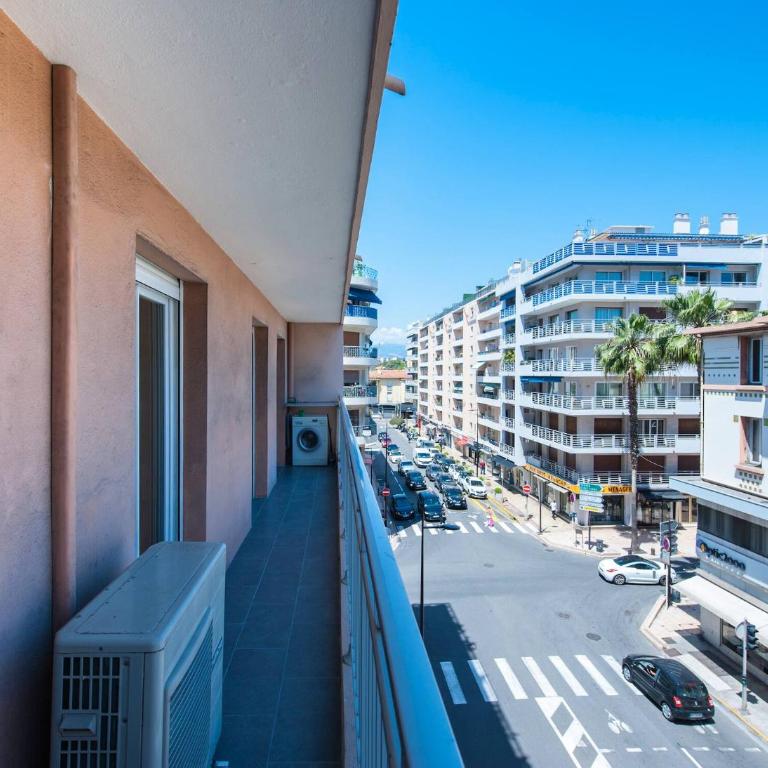 MILADY-Perle neuve, wifi, climatisée, Centre d'Antibes au calme - Appartement 2 Chambres - 20