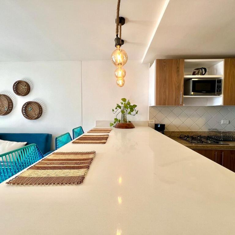 Luxury mediterranean Suite - One-Bedroom Apartment with Balcony and Sea View - 29