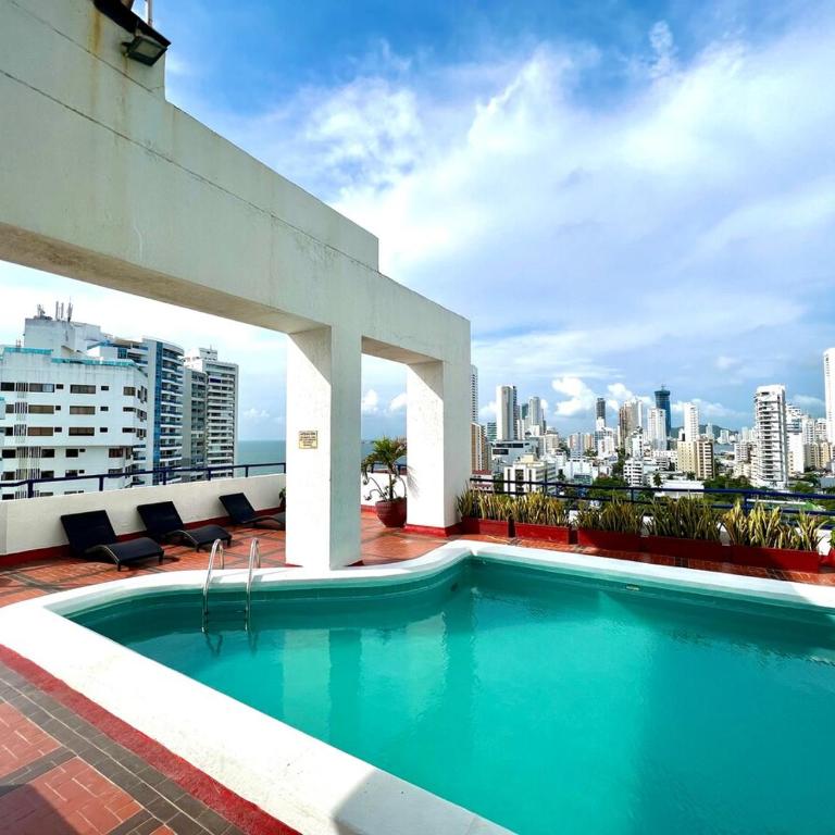 Luxury mediterranean Suite - One-Bedroom Apartment with Balcony and Sea View - 36
