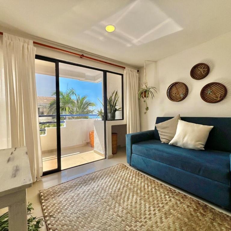 Luxury mediterranean Suite - One-Bedroom Apartment with Balcony and Sea View - 23
