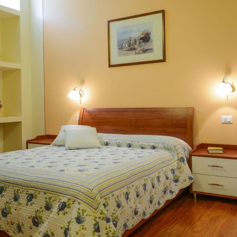 VILLA GARUTI VILLAGE - Apartment mit 3 Schlafzimmern - 1