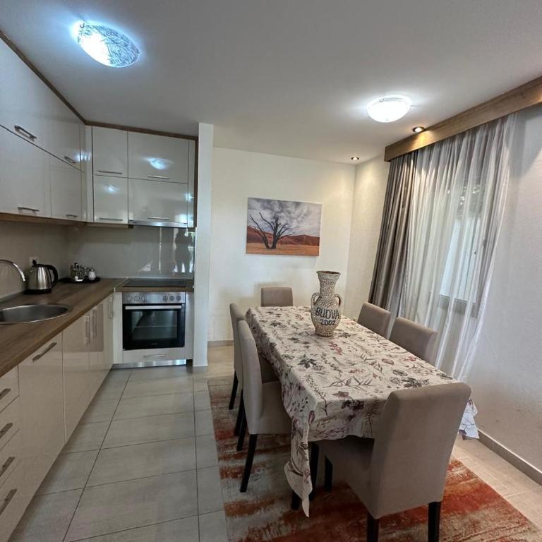 Meridian Hotel - Apartman sa Dve Spavaće Sobe, Pogledom na More i Terasom - 7