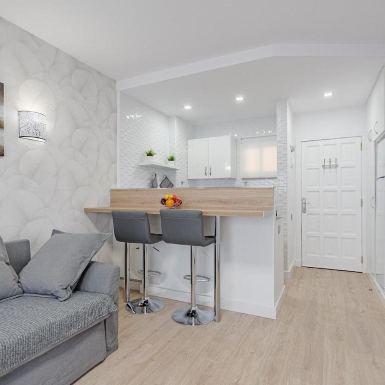 Modern And Cozy Apartment In Los Cristianos - Apartamento de 2 dormitorios - 1