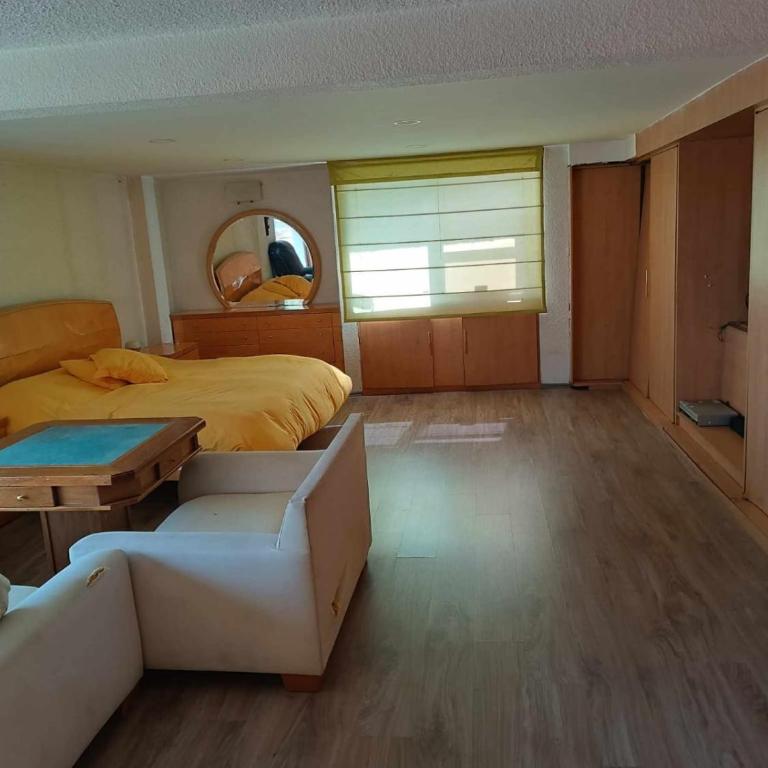 Casa en reina ciudad satelite - Casa con 1 dormitorio - 2
