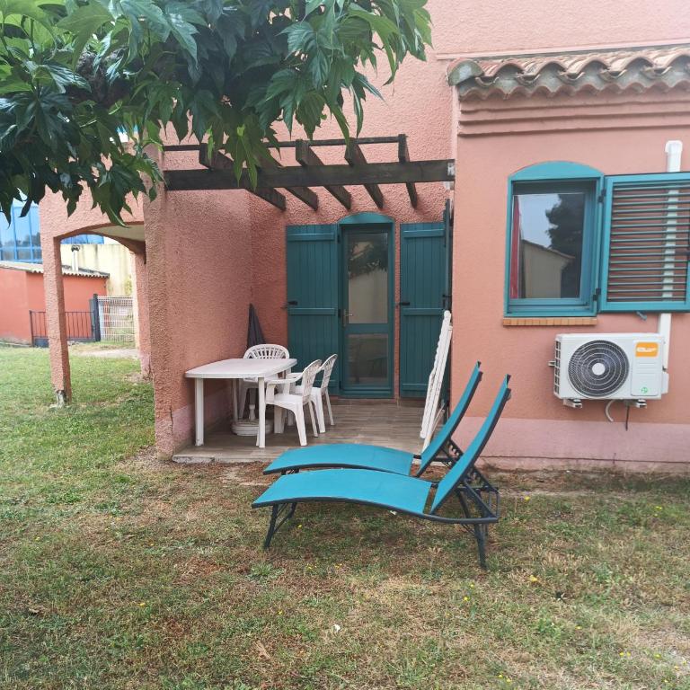 Maisonnette Bleu Piscine - Appartement 1 Chambre - 13