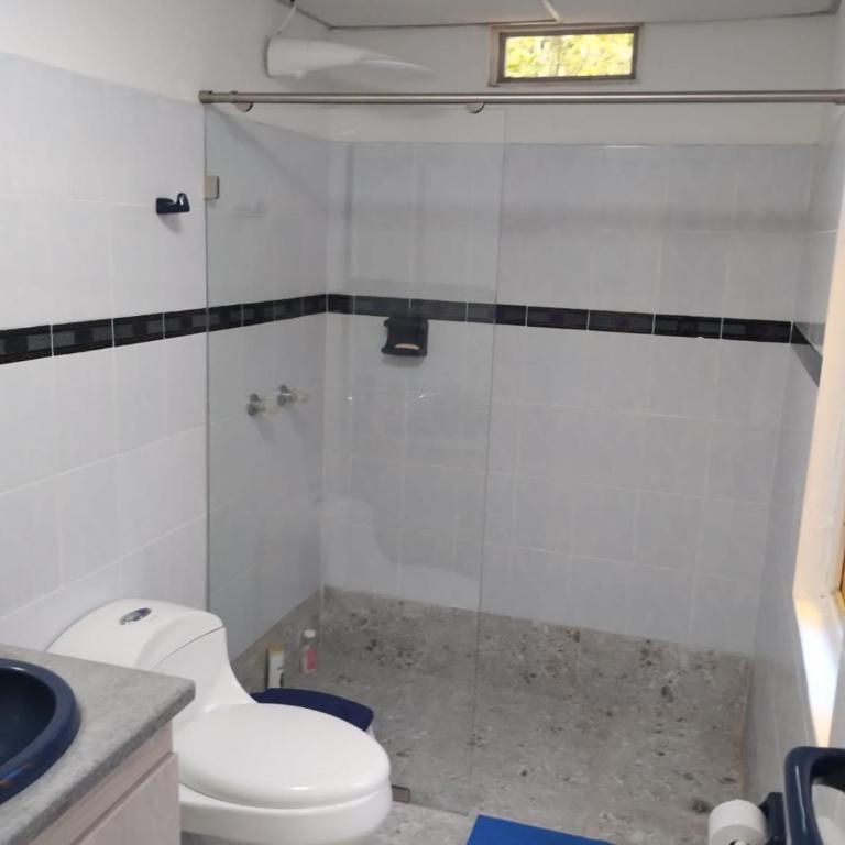 Central, mejor clima, campestre en Calambeo, a 5 minutos de la vida cultural - Habitación Doble Deluxe con vistas a la montaña - 1 o 2 camas - 7