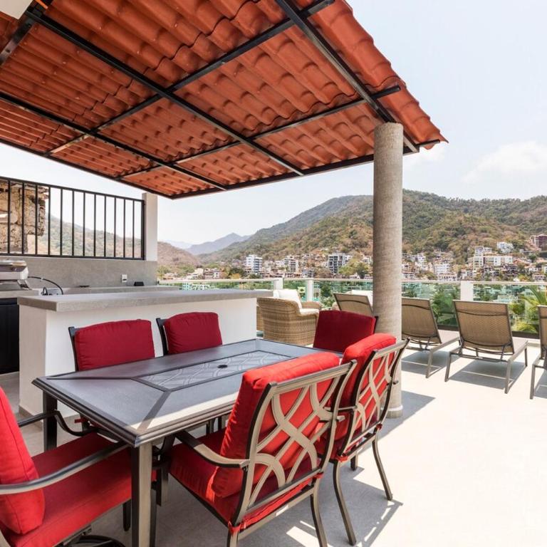 Condominio Rio - Three-Bedroom Apartment - 17