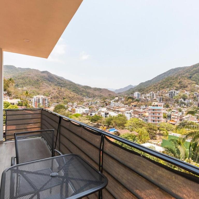 Condominio Rio - Three-Bedroom Apartment - 33